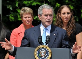 Le président américain George Bush